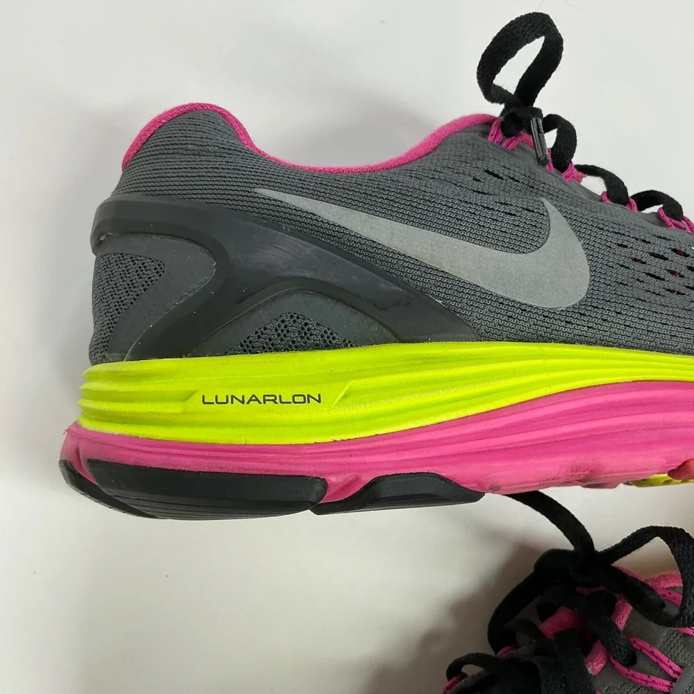 Nike Grey Pink LunarGlide 4 Running Shoes Girls 5Y 525371-001 Lunarlon Neon
